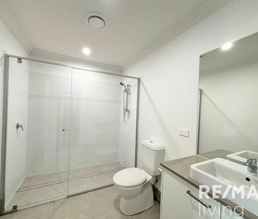 Spacious Duplex in Brand New Estate - Photo 2