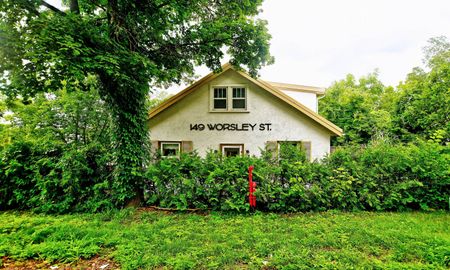 For Lease - 149 Worsley Street, Barrie, Ontario - Photo 2