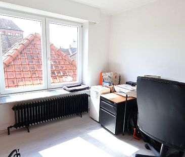 Appartement met twee slaapkamers nabij centrum Roeselare - Photo 2