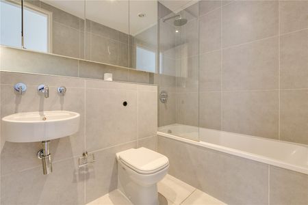 Wells Road, Shepherd's Bush, W12, London - Photo 5