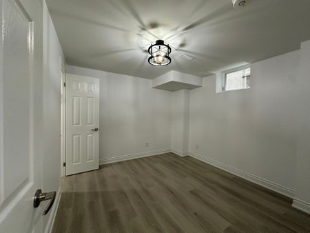 For Lease - 30 Clipper Lane Unit# bsmt, Clarington, Ontario - Photo 2