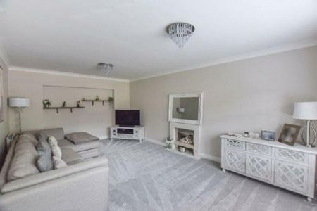 Stone Cross Drive, Widnes, WA8 9DL - Photo 5