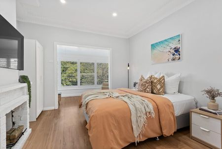 Relaxed Living in a Sought-After Suburb! - Photo 4