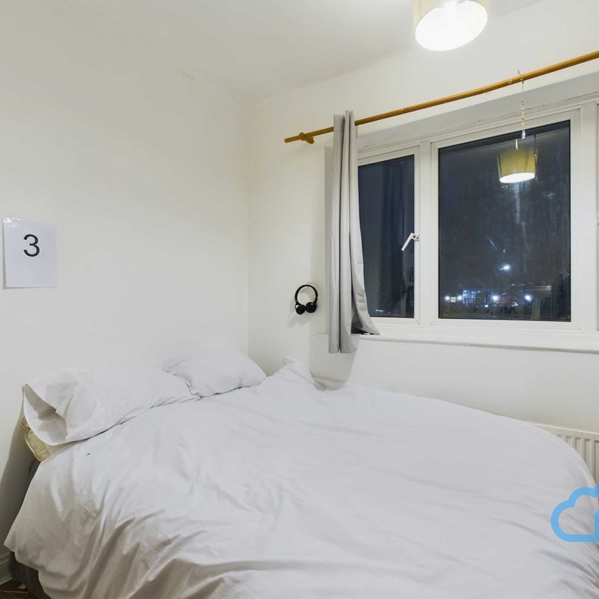 RM3 Alnwick Road | Eltham | London | SE12 9BX - Photo 1