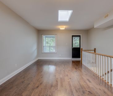 For Lease - 412 Wellesley Street Unit# Upper, Toronto, Ontario - Photo 1