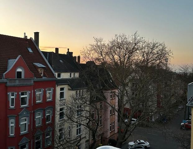Offene Dachgeschosswohnung im Klinikviertel Dortmund - Photo 1