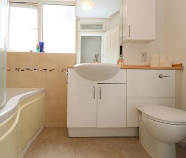 Room in a Shared Flat, Yeldham Road, W6 - Photo 6