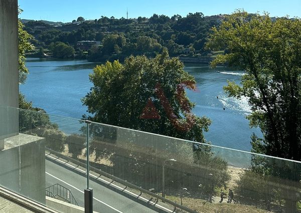 Apartamento T3 em Porto