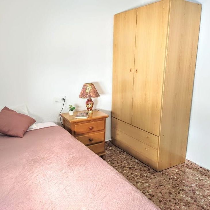 Calle del Veinticinco de Abril, Moncada, Valencian Community 46113 - Photo 1