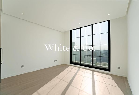 Custom Villa | Private Pool | Furnished - Photo 1