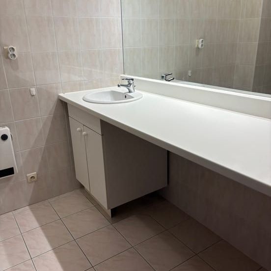 Appartement te huur - Photo 1