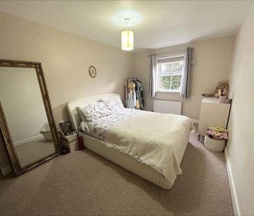 Newbury, Berkshire, RG14 - Photo 4