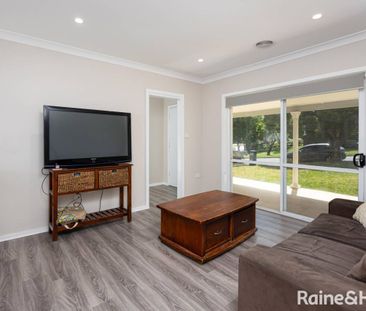 FANTASTIC FAY - Photo 1