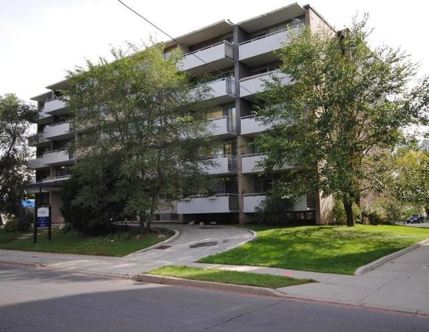 Lawrence Park Apartments | 370 Concession Street, Hamilton - Photo 1