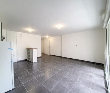 Location Appartement 3 pièces 66m² MELUN 77000 - Photo 1