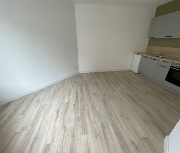 Location Appartement 2 pièces 31m² LILLE 59000 - Photo 3