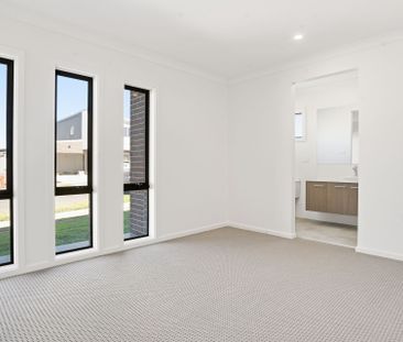 BRAND NEW FOUR BEDROOM FAMILY HOME - Photo 1
