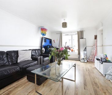 Tudor Court, Princes Riverside Road, London, SE16 5RH - Photo 3