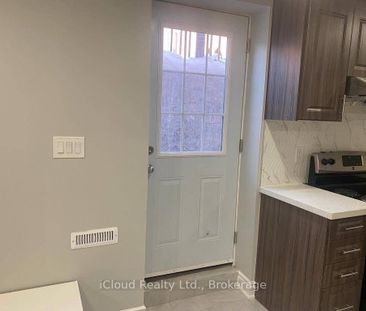 For Lease - 3 Black Diamond Crescent, Brampton, Ontario - Photo 2