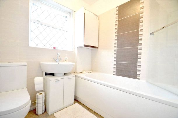 Alderton Road, Croydon, Surrey, CR0 - Photo 1