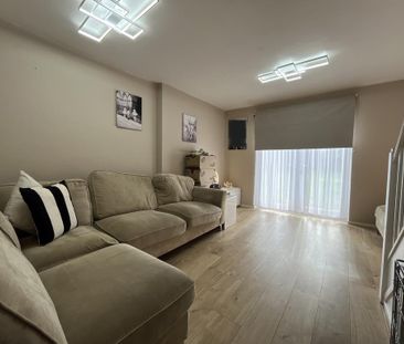 2 bedroom end of terrace house to rent - Photo 4