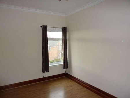 Lake Lock Road, Stanley, Wakefield, West Yorkshire, WF3 - Photo 5