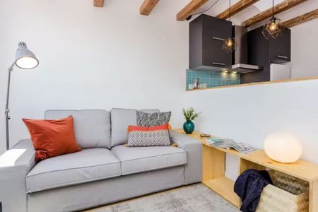 Carrer de Sepúlveda, Barcelona, Catalonia 08015 - Photo 2