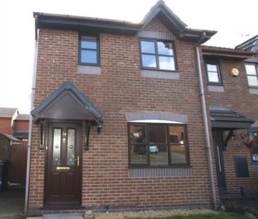 3 bedroom end of terrace house to rent - Photo 3