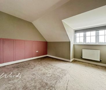 4 bedroom semi-detached house to rent - Photo 3