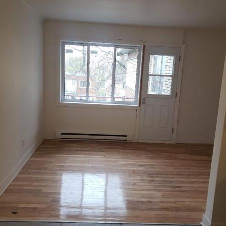 1 CH - 1 SDB - Montréal - $1,150 /mo - Photo 4