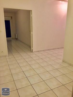 Appartement à louer 3 pièces 74.1m² - Photo 1
