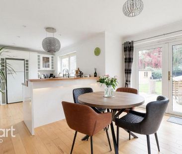 5 bedroom detached house to rent - Photo 6