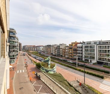 HUREN | Ruim, lichtrijk appartement, 2 slaapkamers en garage - Photo 1