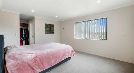 Near new in Papatoetoe - Photo 4
