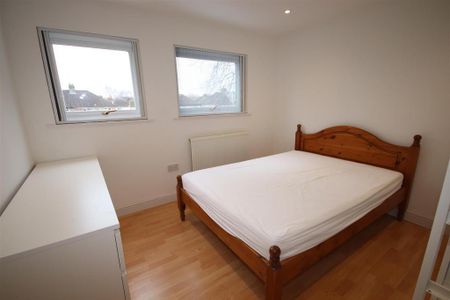 3 bedroom house to rent - Photo 2