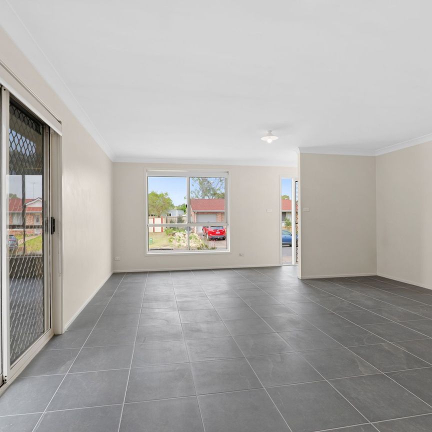 2/3 Peter Place, Bligh Park NSW 2756 - House For Rent | Domain - Photo 1