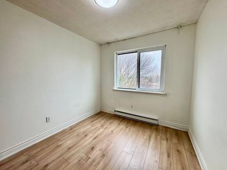 For Lease - 25 Pebble Byway Unit# 34, Toronto, Ontario - Photo 3