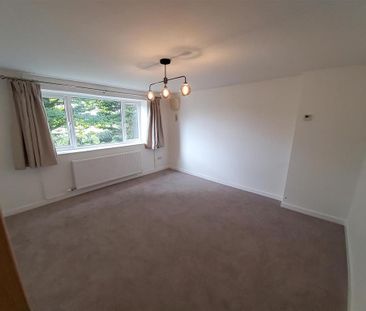 3 bedroom barn conversion to rent - Photo 3