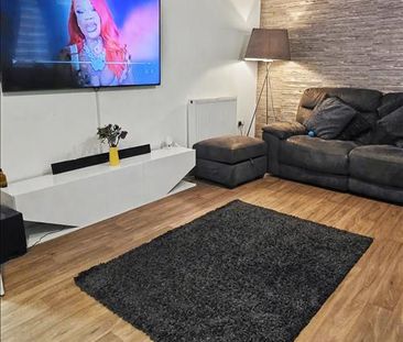 4 Bedroom House to let - Photo 3