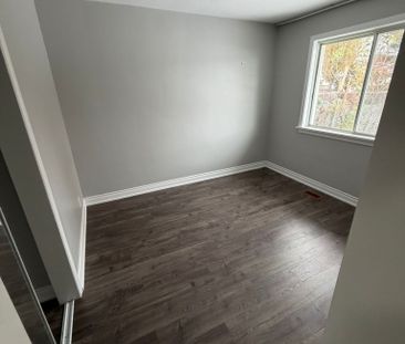 For Lease - 26 Moncrieff Drive Unit# Upper, Toronto, Ontario - Photo 2