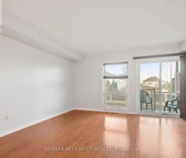 393 CHAPMAN MILLS DRIVE | 393 CHAPMAN MILLS DRIVE, Ottawa - Photo 1