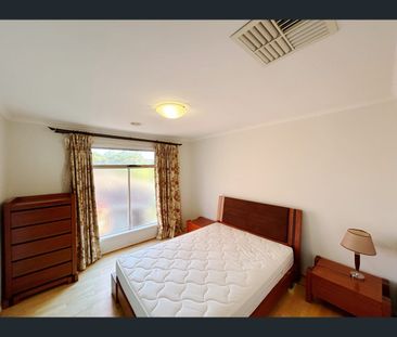 39 Mandowie Road, Glen Waverley, Vic 3150 - Photo 4