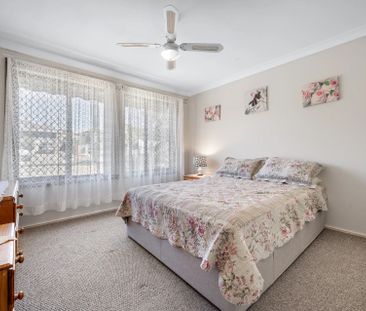 Comfortable Family Living in a Quiet Leumeah Pocket - Photo 3