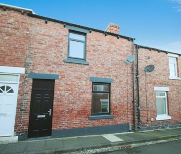 2 bedroom terraced house to rent - Photo 1