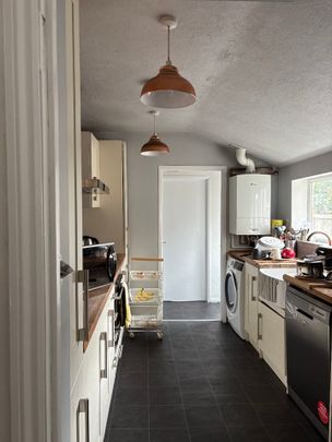 Room in a Shared House, Brock Road, E13 - Photo 1