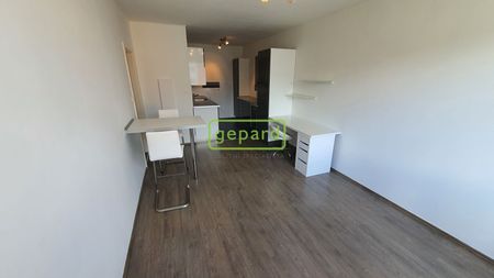 Pronájem bytu 2+kk 42 m², Veronské nám., Praha - Photo 5
