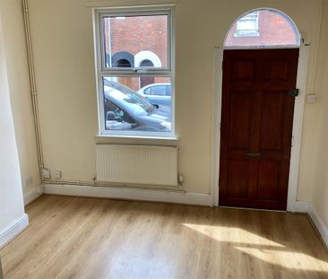 Lorne Street, Kidderminster - Photo 5