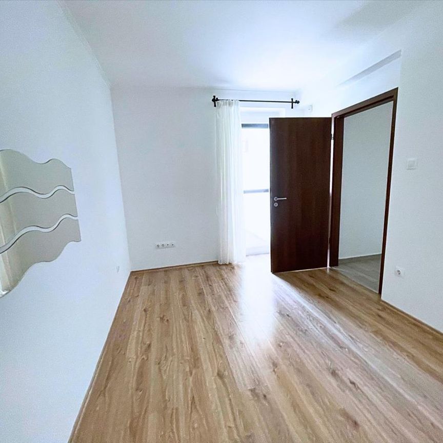 Kiadó újszerű állapotú ház - Győr - Fotó 1