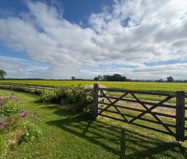 4 bedroom barn conversion to rent - Photo 2
