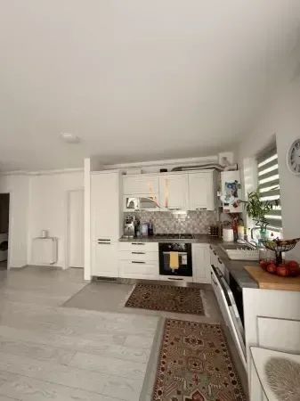 Apartament 3 camere de închiriat în Maurer Residence, Târgu Mureș - Lux și confort - Fotografie 2
